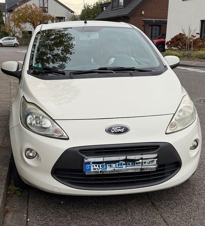 Weiß Gebraucht 2010 Ford Ka Trend Kleinwagen | 2.200 € (Guter Preis) - Bild 1/4
