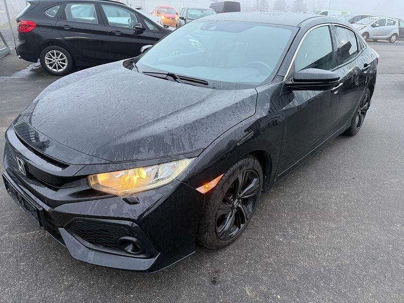 Gebraucht Honda Civic Elegance 120 PS (88 kW) 2019 Schwarz Limousine