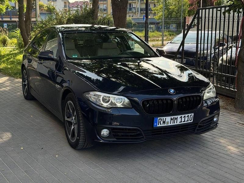 Blau Gebraucht 2014 BMW 530 Luxury Line Limousine | 13.500 € (Fairer Preis) - Bild 1/4