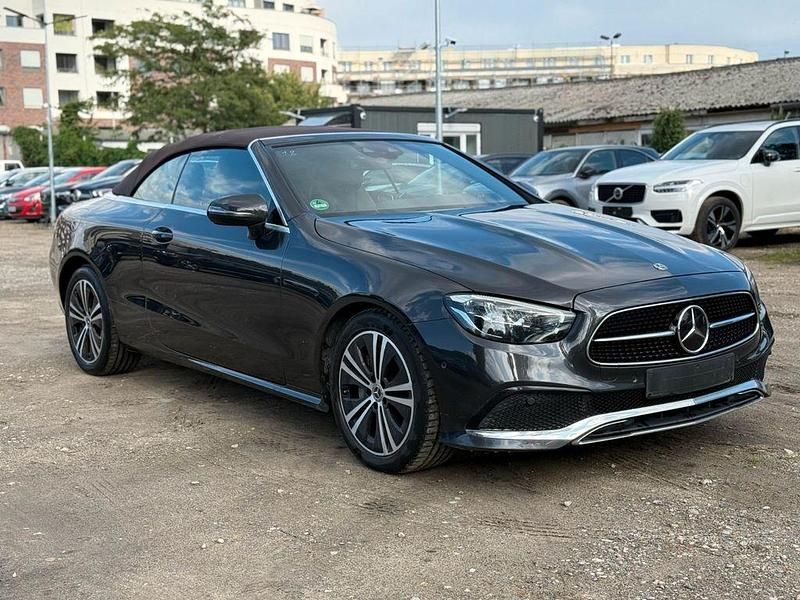 Gebraucht Mercedes E300 258 PS (189 kW) 2020 Grau Cabrio