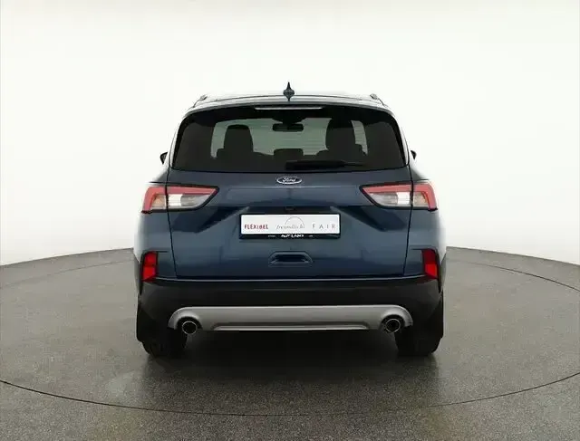 Używany Ford Kuga Titanium X 120 KM (88 kW) 2022 Niebieski SUV