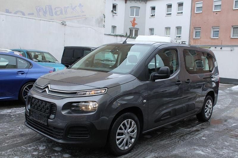 Grau Gebraucht 2019 Citroën Berlingo Feel Van / Kleinbus | 10.900 € (Superpreis) - Bild 1/4