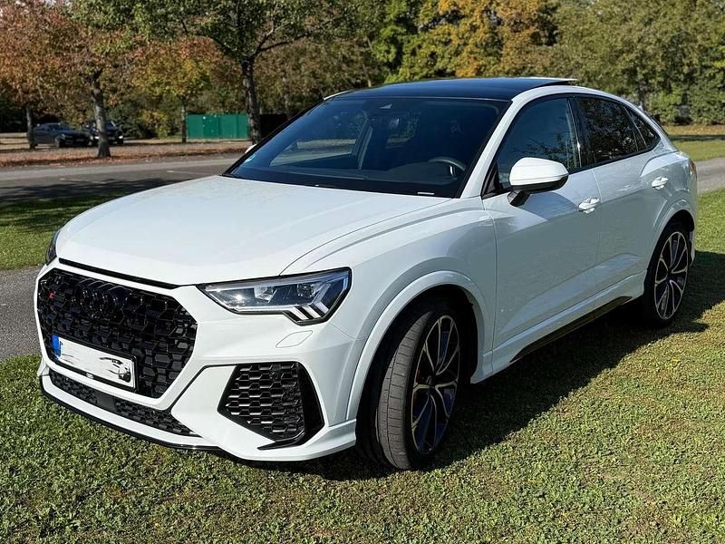 Weiß Gebraucht 2022 Audi RS Q3 Sportback Premium SUV | 54.300 € (Guter Preis) - Bild 1/4