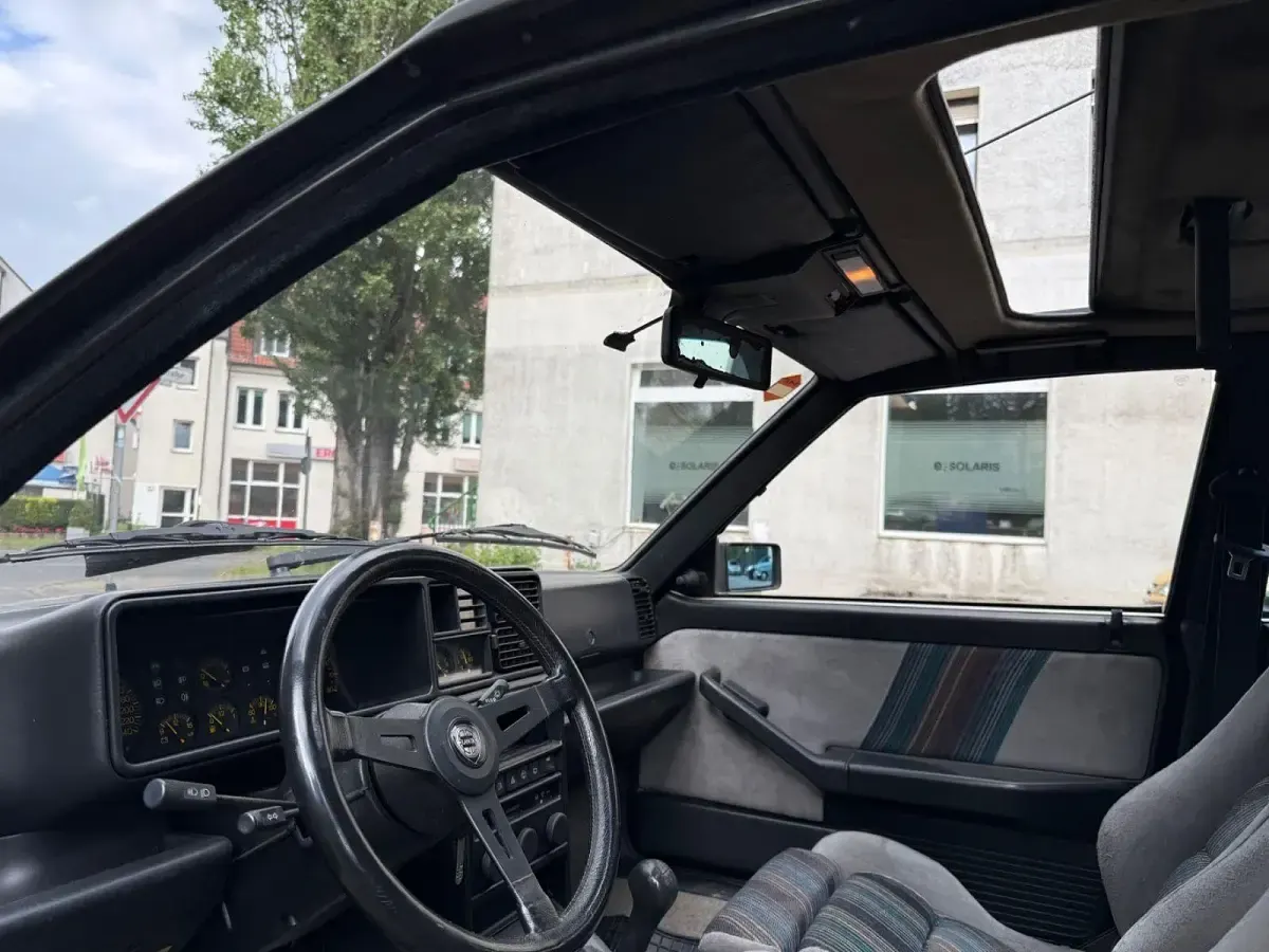 Gebraucht Lancia Delta 132 PS (97 kW) 1989 Schwarz Kleinwagen