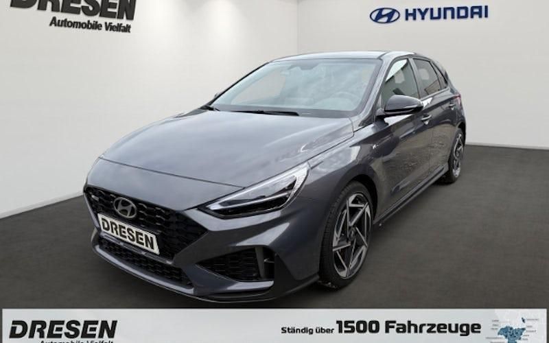 Grau Neu 2025 Hyundai i30 N Line Limousine | 29.890 € (Etwas zu teuer) - Bild 1/4