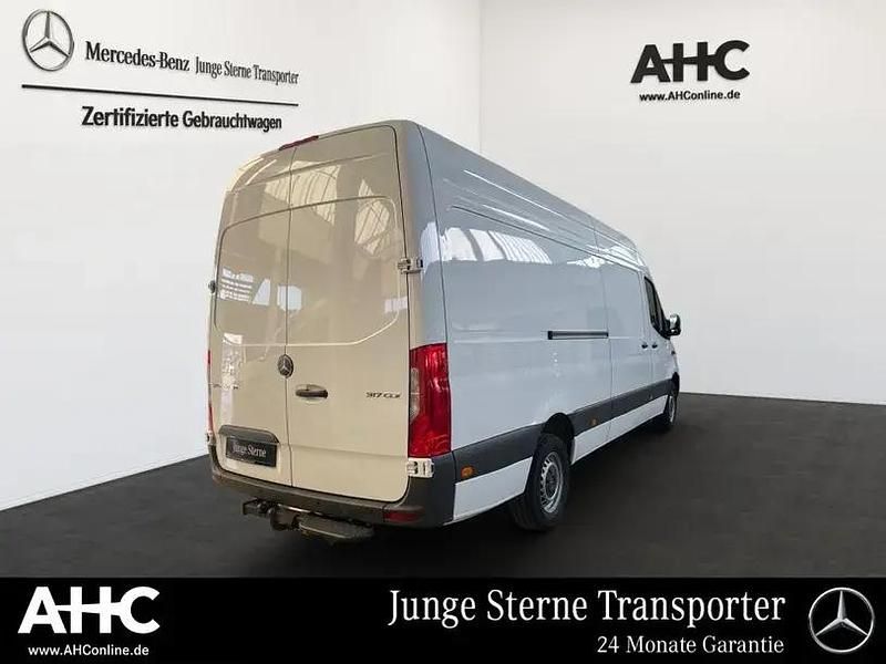 Second-hand Mercedes Sprinter 170 CP (125 kW) 2024 Alb Van