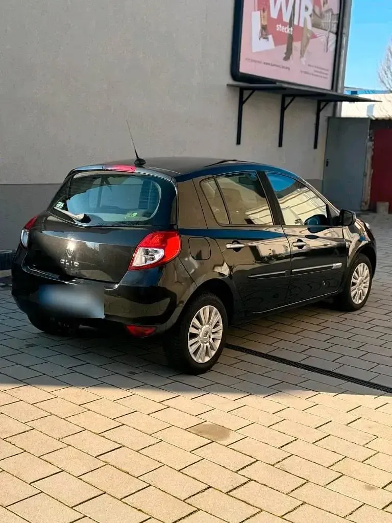 Gebraucht Renault Clio III 75 PS (55 kW) 2010 Schwarz Kleinwagen