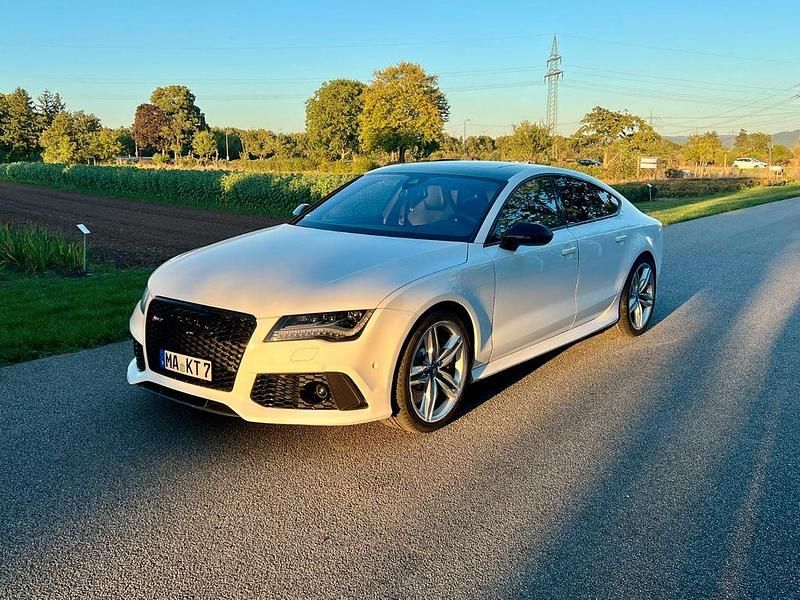 Weiß Gebraucht 2013 Audi RS7 Sportback Ambiente Kleinwagen | 41.900 € (Superpreis) - Bild 1/4