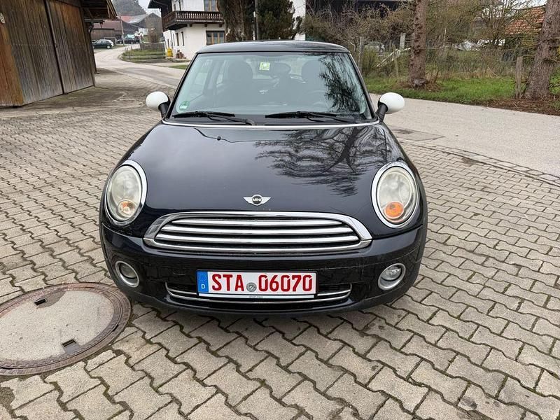Gebraucht Mini ONE 95 PS (69 kW) 2008 Schwarz Kleinwagen