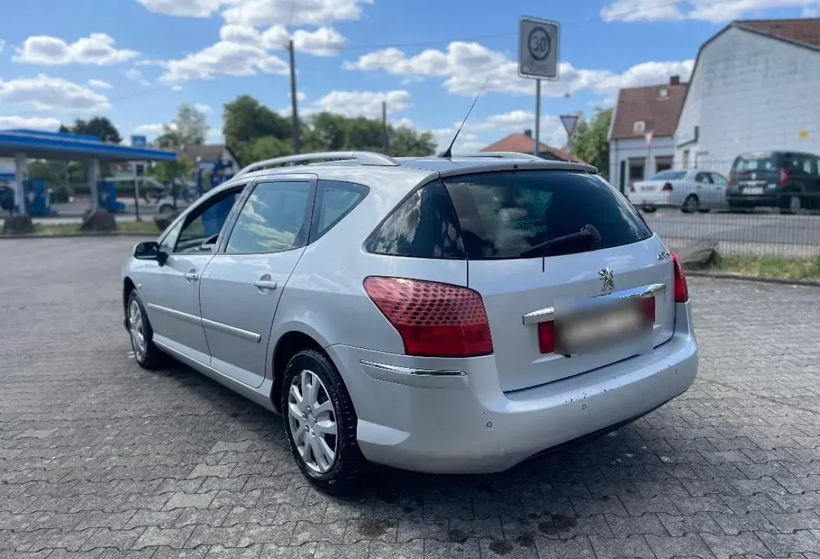 Gebraucht Peugeot 407 140 PS (102 kW) 2009 Silber Kombi