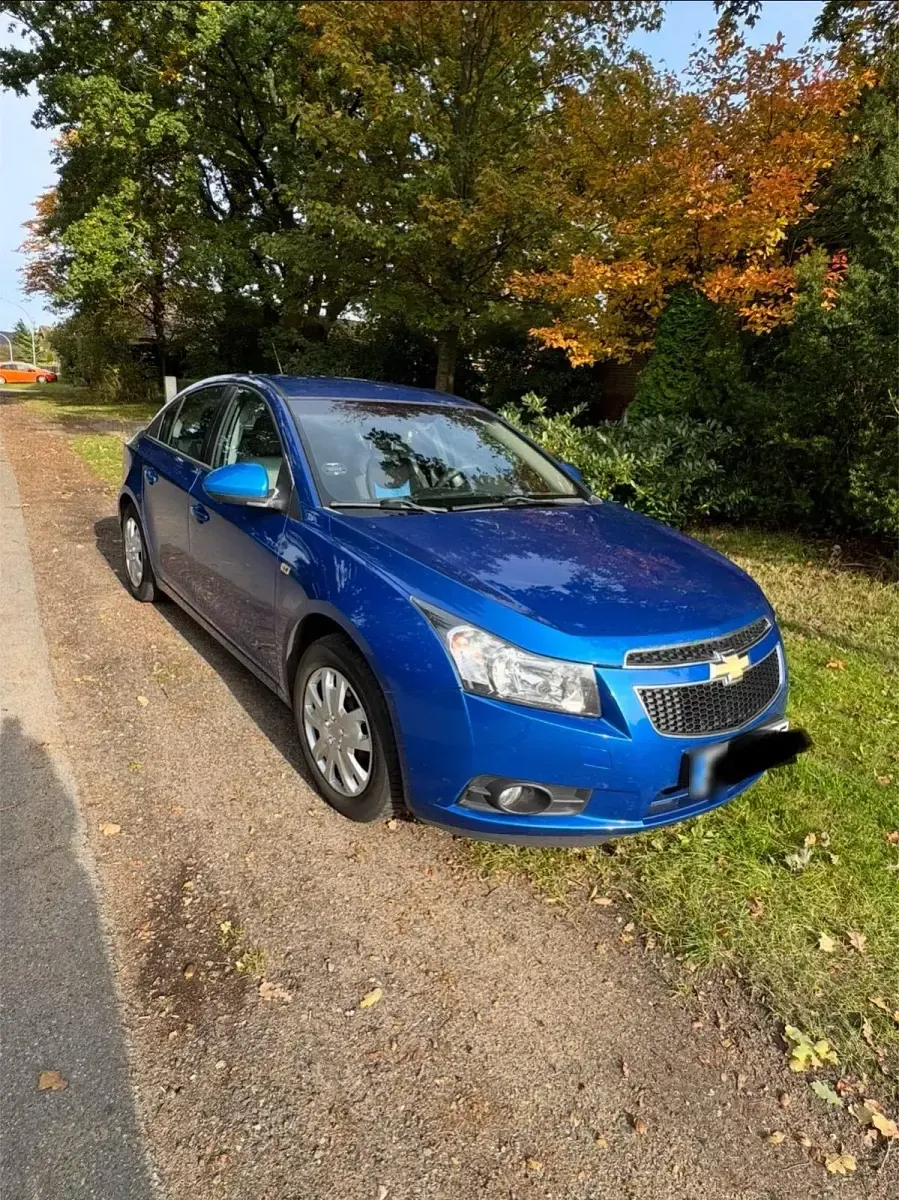 Gebraucht Chevrolet Cruze 116 PS (85 kW) 2010 Blau Limousine