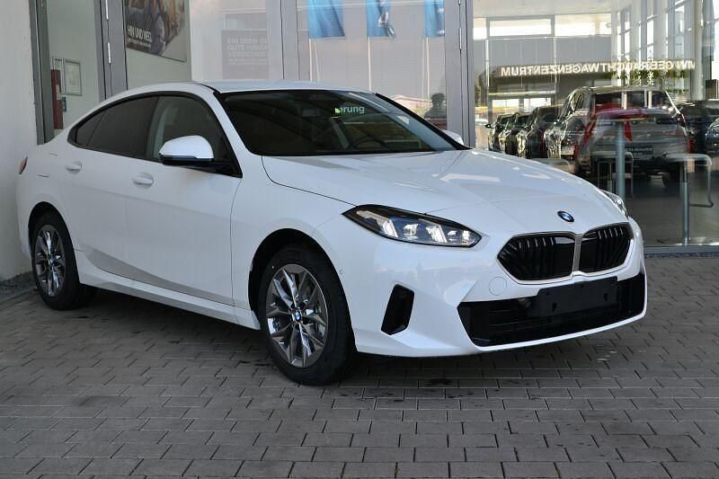 Neu BMW 220 156 PS (114 kW) 2025 Weiß Limousine