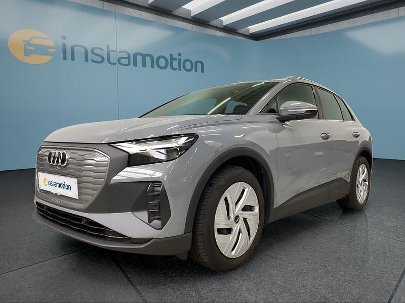 Grau Gebraucht 2022 Audi Q4 e-tron SUV | 21.949 € (Guter Preis) - Bild 1/4