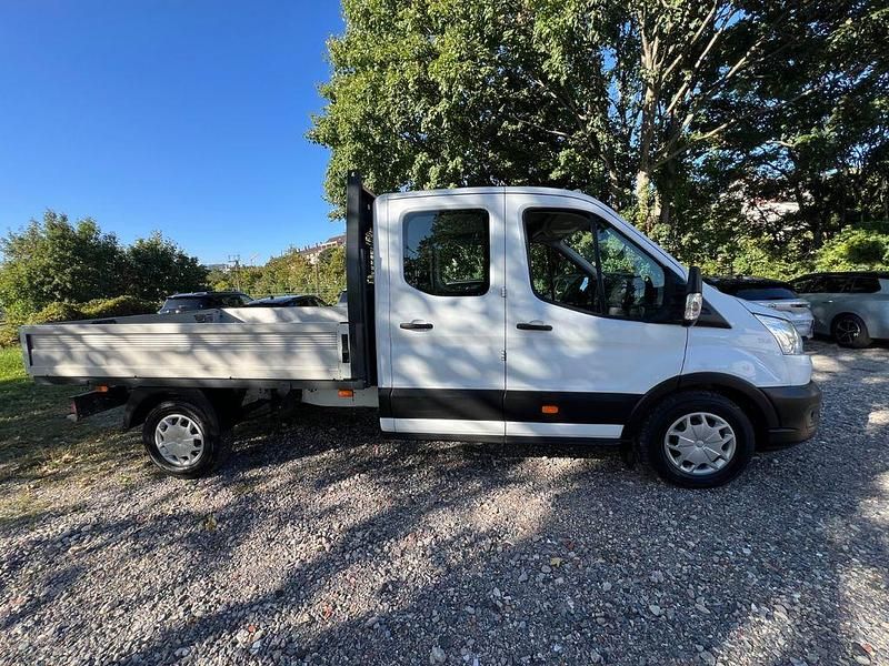 Gebraucht Ford Transit Trend 131 PS (96 kW) 2021 Frozen white Van / Kleinbus