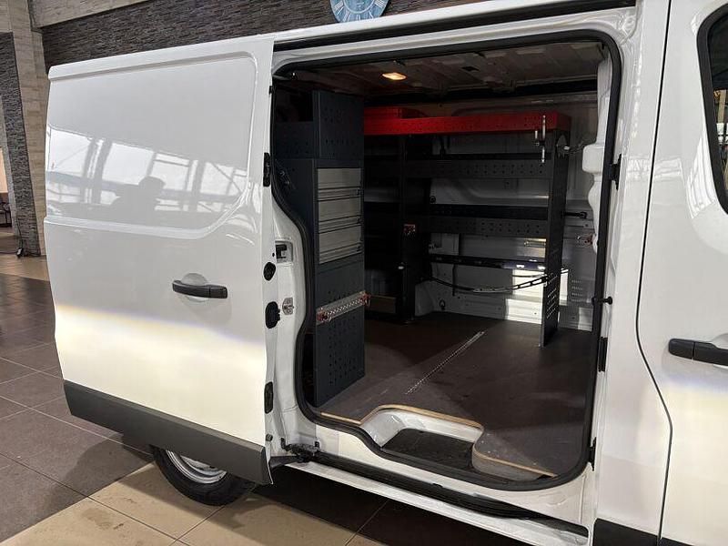 Gebraucht Renault Trafic Komfort 131 PS (96 kW) 2024 Weiß Van / Kleinbus