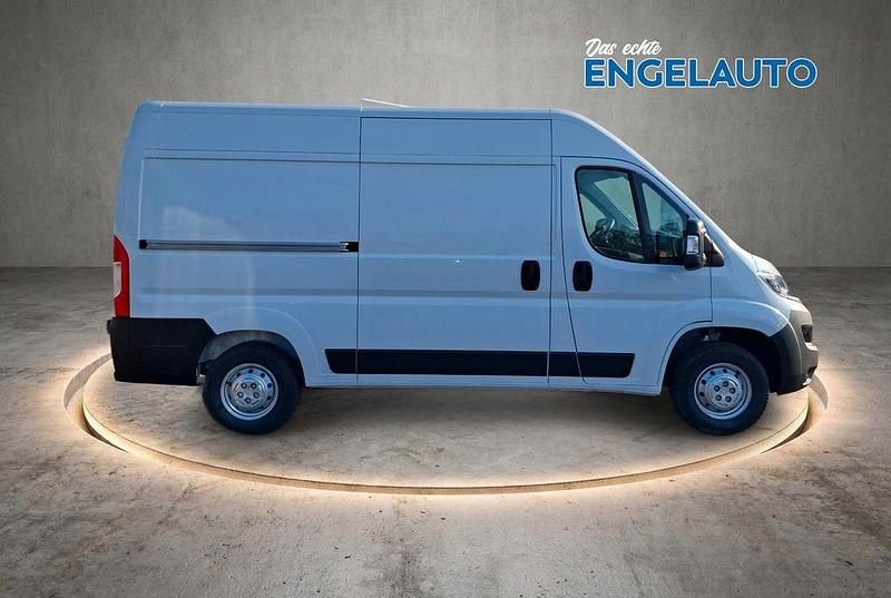 Gebraucht Opel Movano 140 PS (102 kW) 2023 Weiß Van