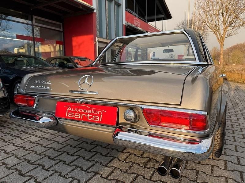 Gebraucht Mercedes 230 150 PS (110 kW) 1965 Grau (anthrazitgrau) Cabrio