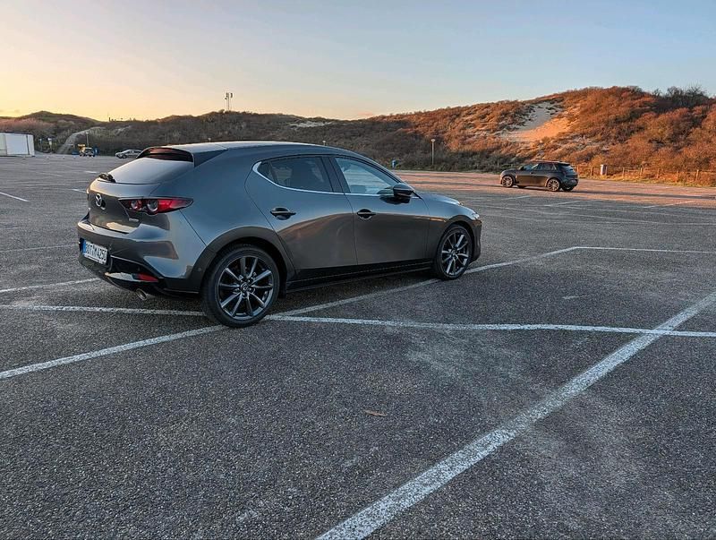 Gebraucht Mazda 3 179 PS (131 kW) 2021 Grau Limousine