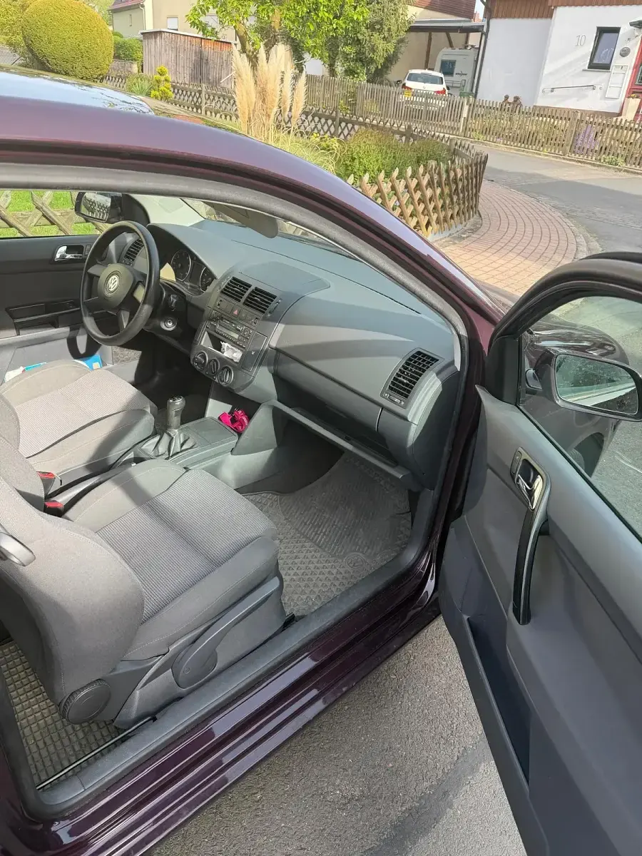 Usata VW Polo Highline 75 CV (55 kW) 2003 Viola Utilitaria