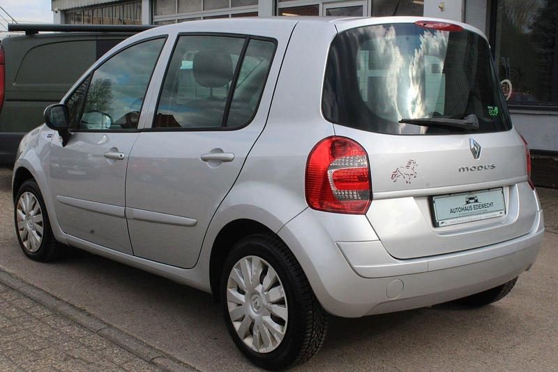 Gebraucht Renault Modus 75 PS (55 kW) 2011 Grau Van / Kleinbus