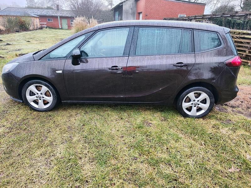 Gebraucht Opel Zafira Tourer 165 PS (121 kW) 2015 Braun Van / Kleinbus