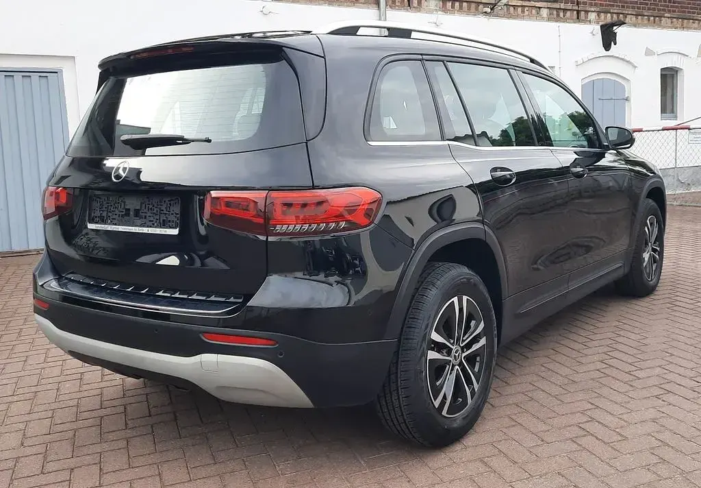 Gebraucht Mercedes GLB200 150 PS (110 kW) 2023 Schwarz SUV