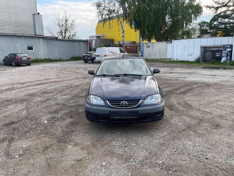 Gebraucht 2001 Toyota Avensis Limousine | 1.900 € (Guter Preis) - Bild 1/4