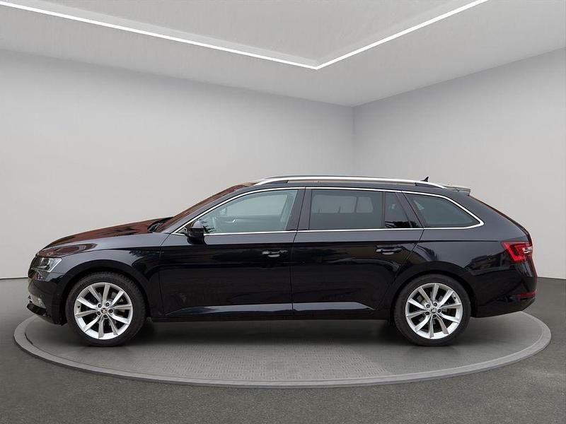 Gebraucht Skoda Superb Style 150 PS (110 kW) 2018 Schwarz Kombi