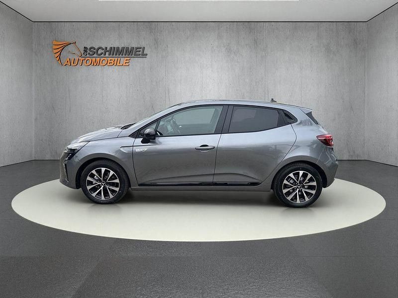 Neu Mitsubishi Colt Plus 143 PS (105 kW) 2025 Grau Limousine