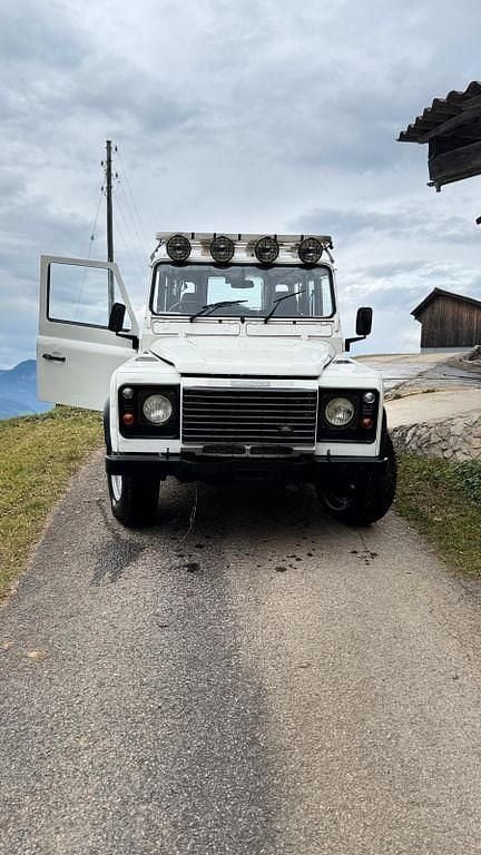 Weiß Gebraucht 2003 Land Rover Defender S Kombi | 30.000 € (Guter Preis) - Bild 1/4