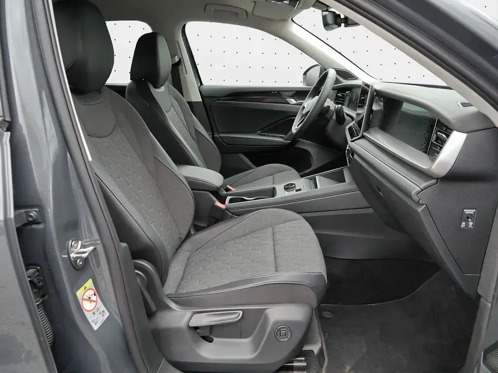 Gebraucht VW Tayron Life 150 PS (110 kW) 2025 Grau SUV