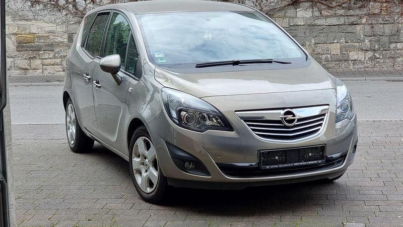 Gebraucht Opel Meriva Innovation 140 PS (102 kW) 2010 Beige Van / Kleinbus