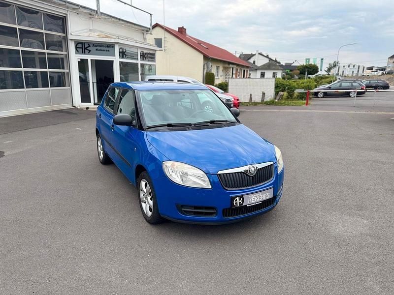 Blau Gebraucht 2008 Skoda Fabia Cool Edition Kleinwagen | 3.490 € (Etwas zu teuer) - Bild 1/4