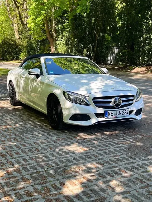 Gebraucht Mercedes C220 170 PS (125 kW) 2017 Weiß Cabrio