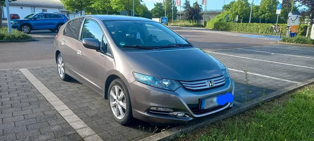Gebraucht Honda Insight 88 PS (64 kW) 2010 Grau Kleinwagen