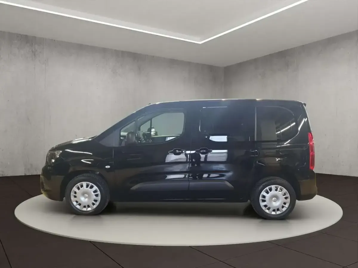Occasion Opel Combo Life Edition 102 ch (75 kW) 2021 Noir Monospace