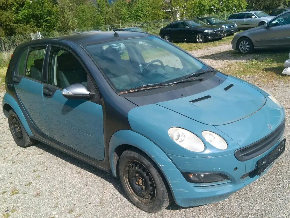 Używany Smart ForFour 95 KM (69 kW) 2004 Niebieski Hatchback