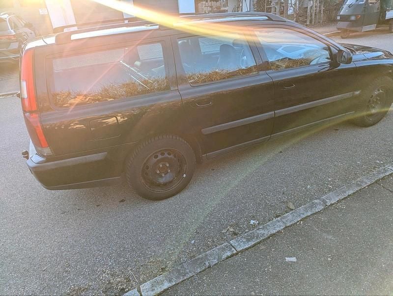 Gebraucht Volvo V70 140 PS (102 kW) 2002 Schwarz Kombi