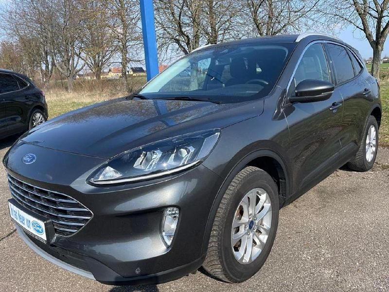Gebraucht Ford Kuga Titanium 152 PS (111 kW) 2023 Magneticgrau (metallic) (metallic) SUV