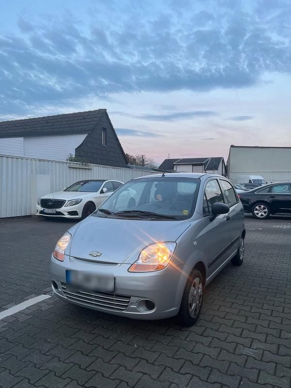 Gebraucht Chevrolet Matiz 52 PS (38 kW) 2009 Silber Kleinwagen