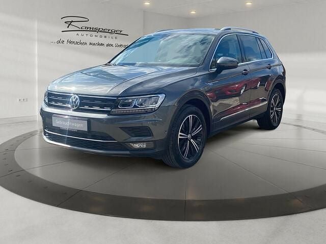 Gebraucht VW Tiguan Highline 150 PS (110 kW) 2019 Grau (indiumgrau metallic) SUV