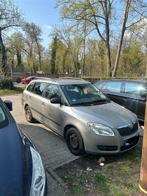 Gebraucht Skoda Fabia Ambiente 69 PS (50 kW) 2009 Beige Kombi