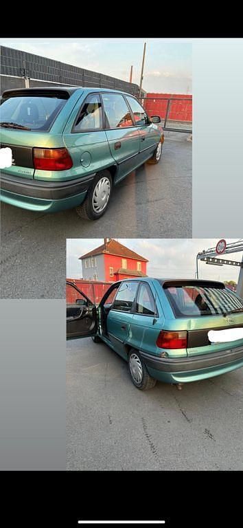 Second-hand Opel Astra 75 CP (55 kW) 1996 Berlinǎ