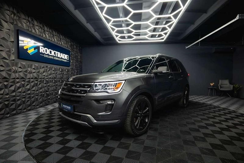 Grau Gebraucht 2019 Ford Explorer SUV | 28.990 € - Bild 1/3