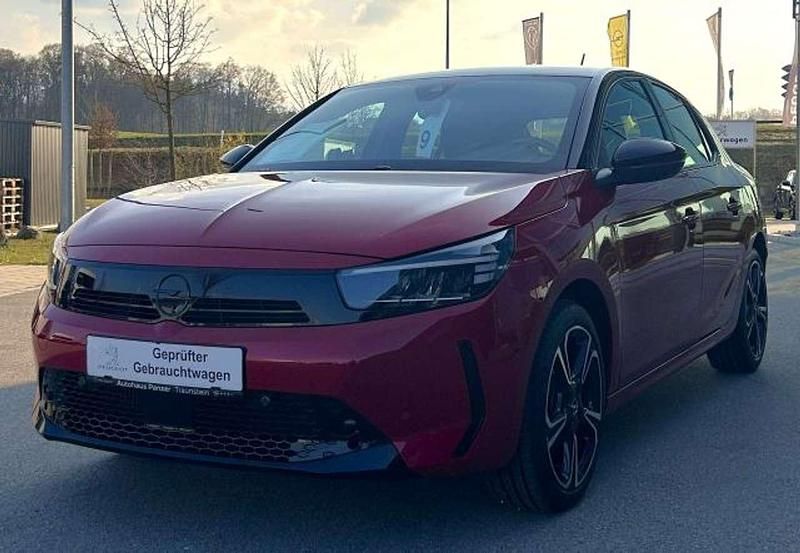 Gebraucht Opel Corsa 101 PS (74 kW) 2024 Kardio rot metallic Kleinwagen