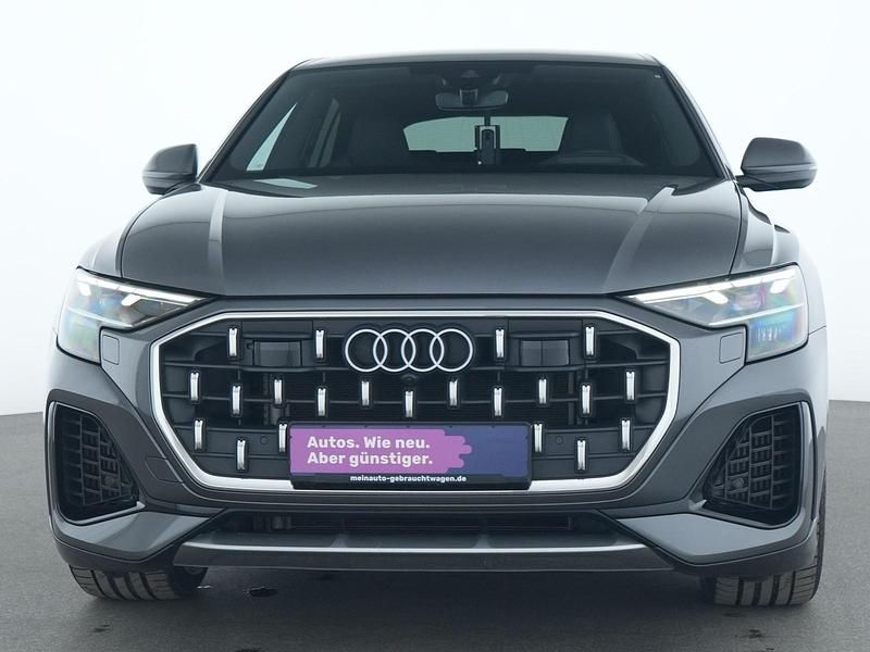 Gebraucht Audi Q8 S-Line 394 PS (289 kW) 2024 Samuraigrau SUV