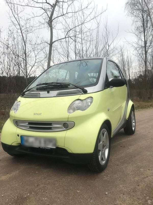 Gelb Gebraucht 2003 Smart ForTwo Coupé Kleinwagen | 2.500 € - Bild 1/4
