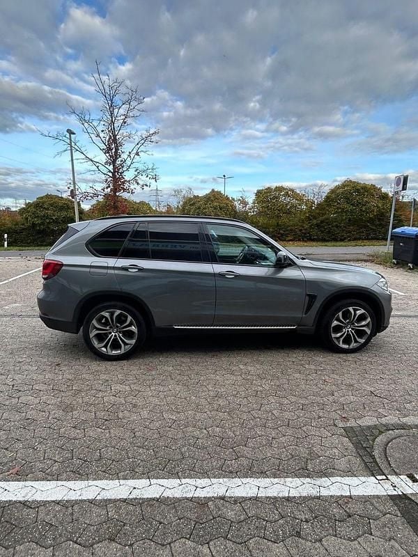 Gebraucht BMW X5 M Performance 258 PS (189 kW) 2015 Grau SUV