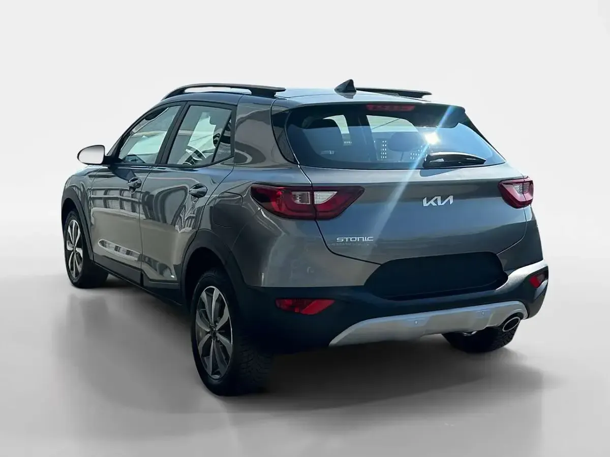 Gebraucht Kia Stonic Vision 101 PS (74 kW) 2025 Grau SUV