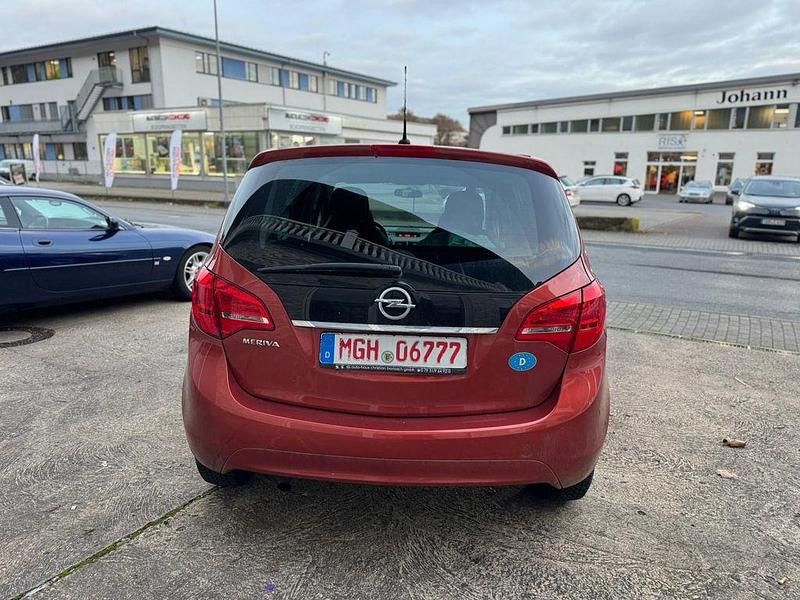 Gebraucht Opel Meriva 120 PS (88 kW) 2012 Orange Van / Kleinbus